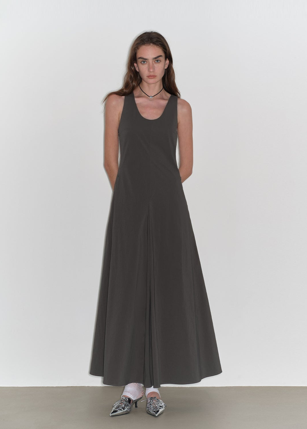 "Lake Bled" Simple and slim texture U-neck A-line slim fit vest dress-5